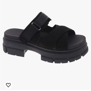UGG ASHTON SANDAL BLACK SUEDE